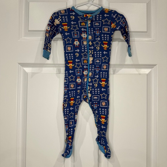 Baby Gap Other - Baby‎ Gap Sleepwear Robot Stars Footed Pajamas Size 3-6 Months
